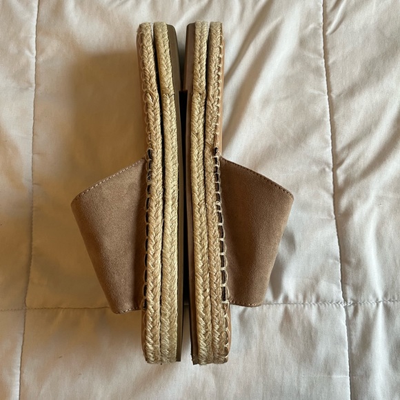 NEW, NEVER WORN - Old Navy Suede Sandals - Picture 2 of 6